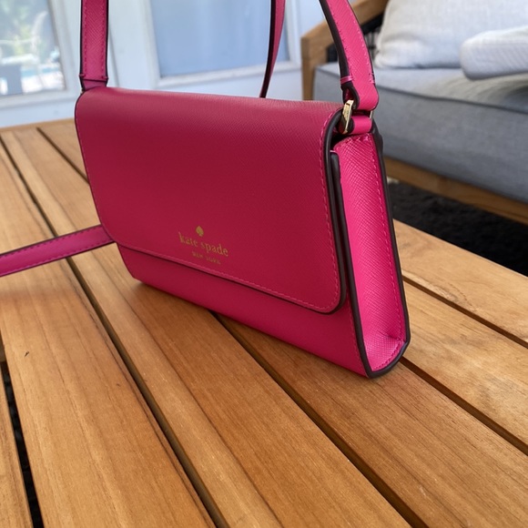 Kate Spade Barbie Crossbody/Clutch 💗💗 - Picture 4 of 13